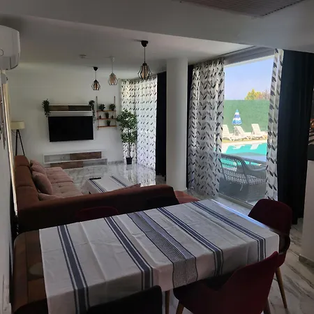 Vila Feronia White Castle. Belek