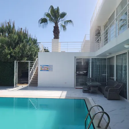 Vila Feronia White Castle. Belek