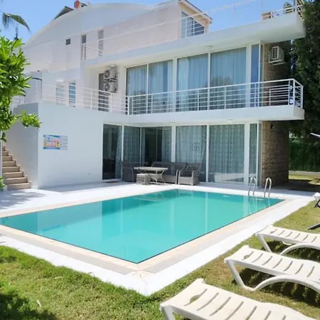 Feronia White Castle. Belek